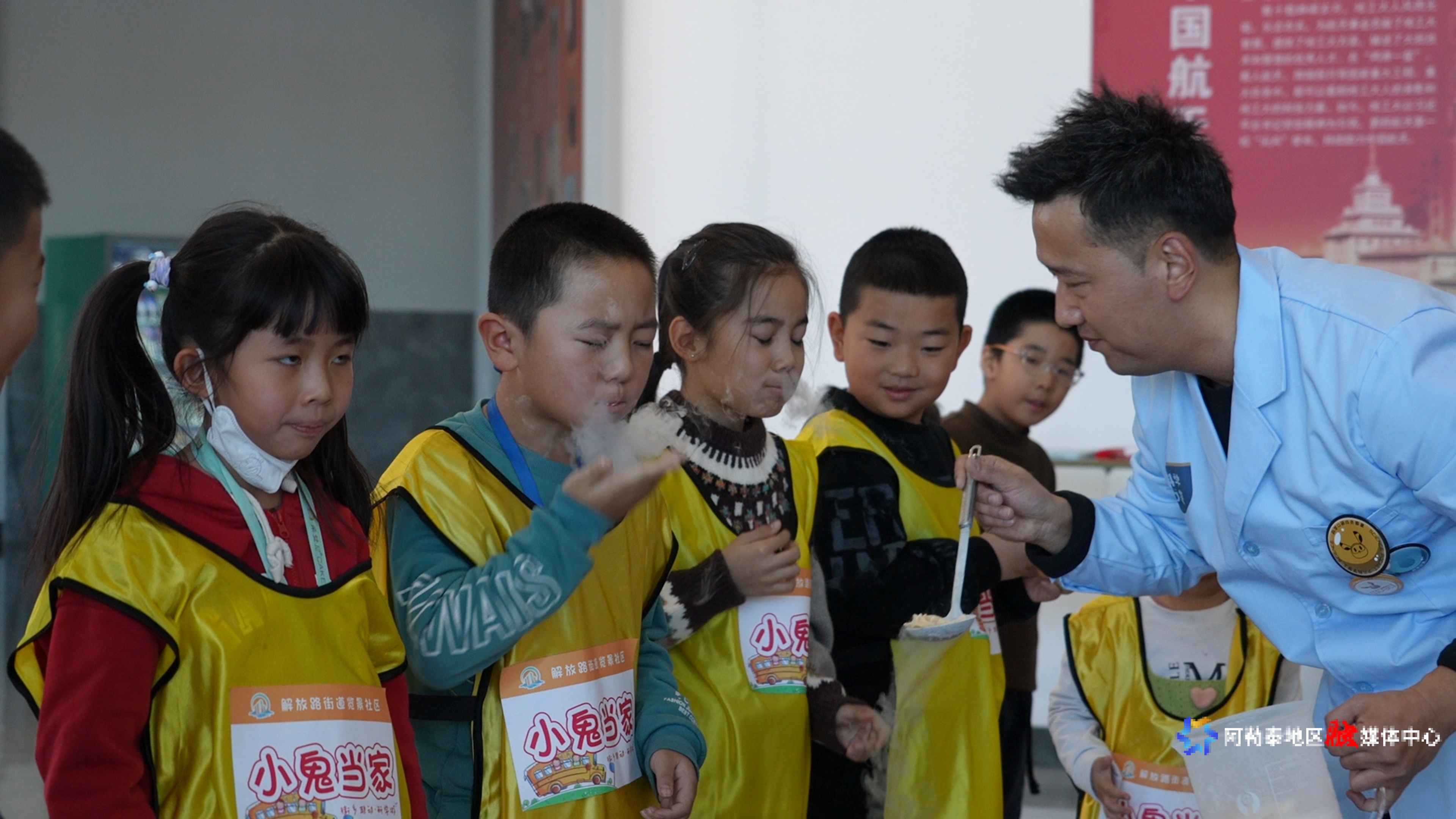 mmexport1734160345840