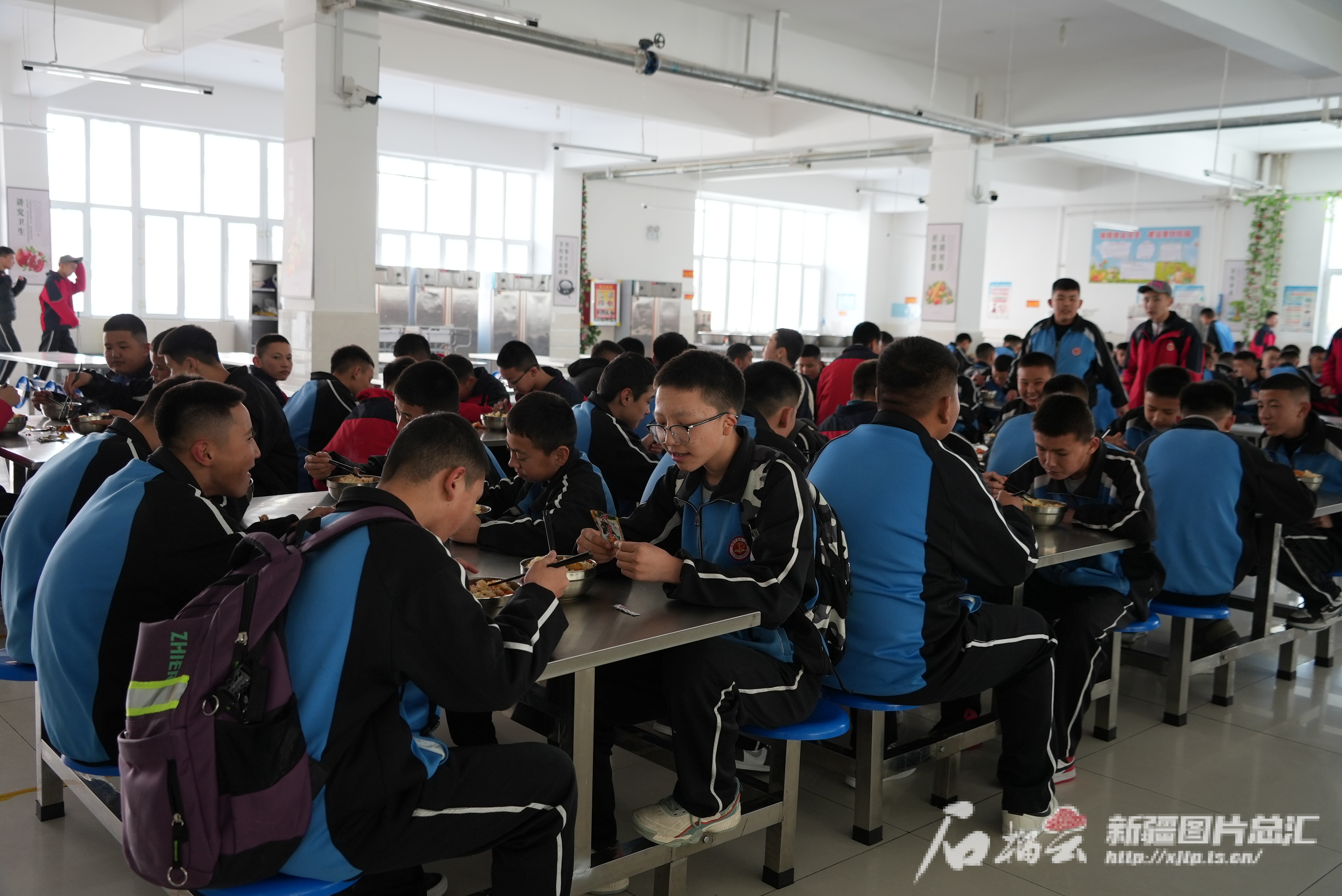 mmexport1743000424006