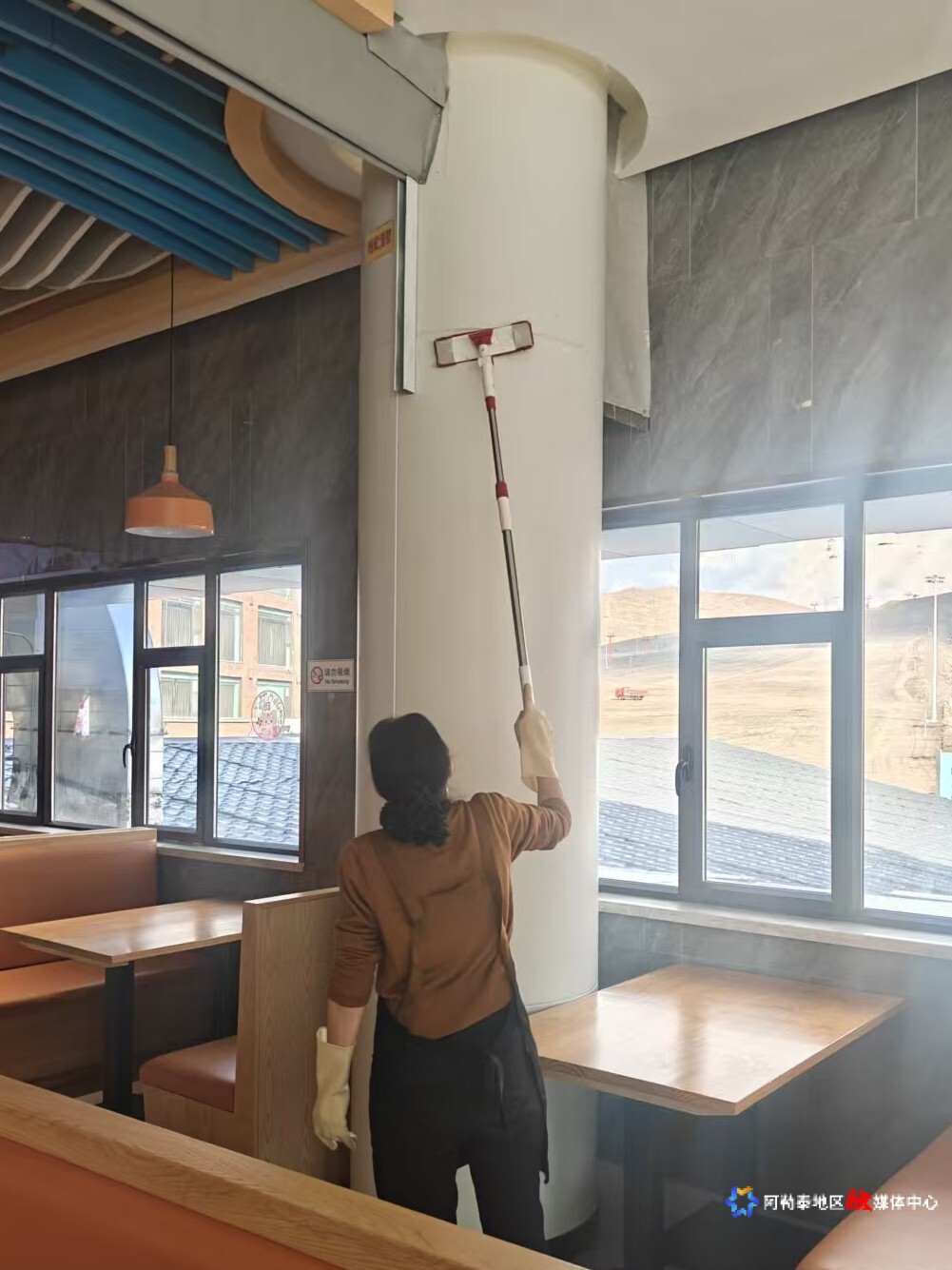 U020251110781629466891